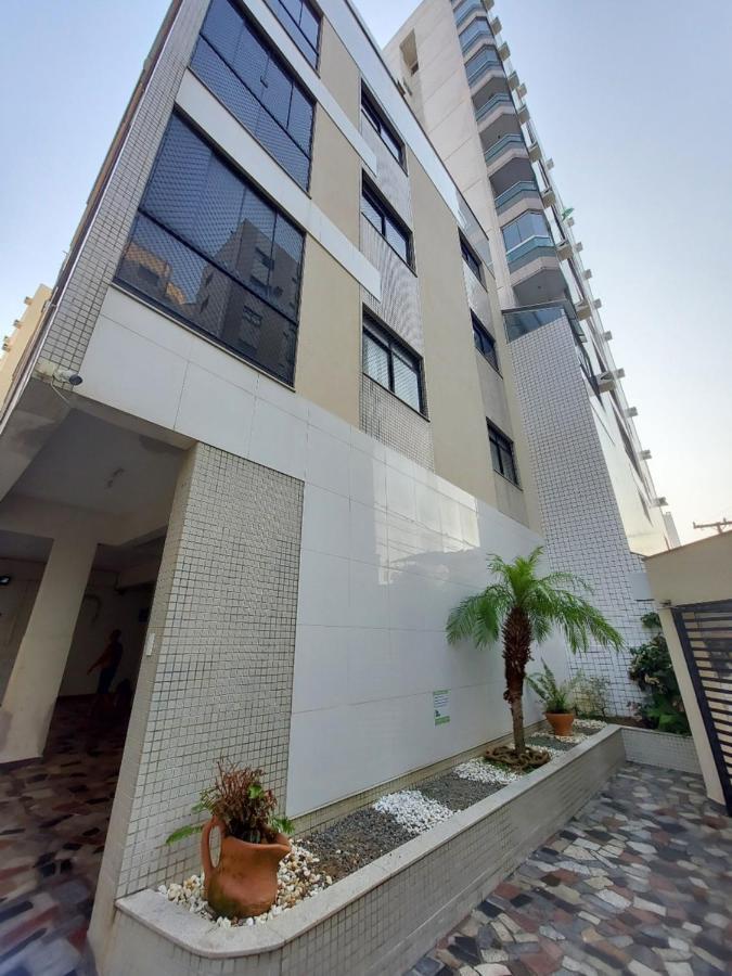 Lindo Apartamento 50 Metros Da Praia Do Morro, Tres Quartos E Duas Vagas De Garagem グアラパリー エクステリア 写真