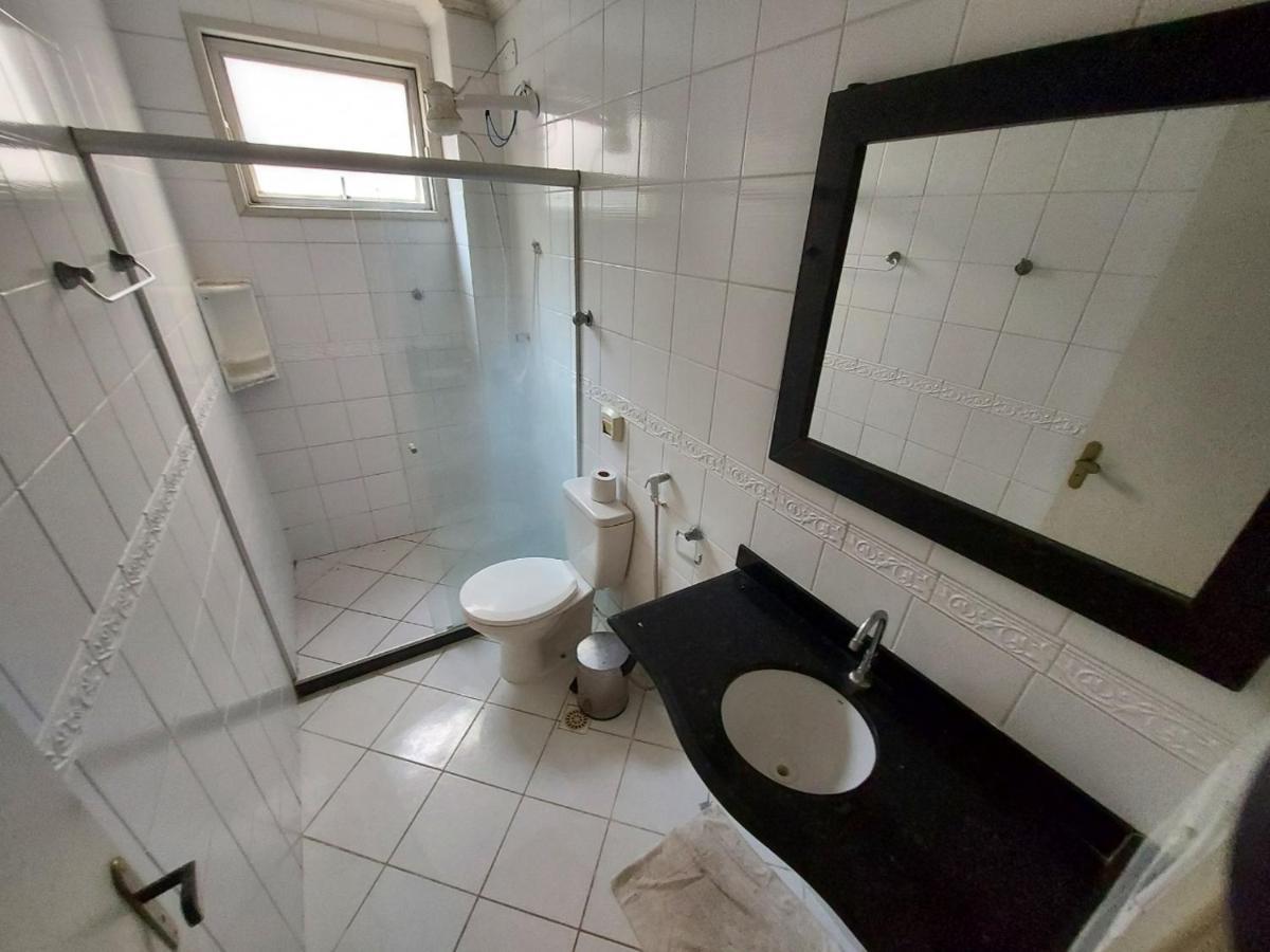 Lindo Apartamento 50 Metros Da Praia Do Morro, Tres Quartos E Duas Vagas De Garagem グアラパリー エクステリア 写真